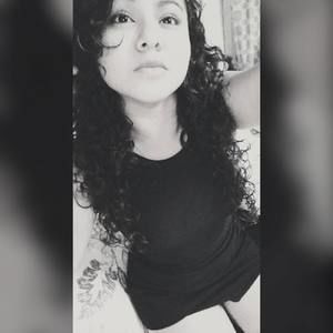 Meet your Posher, Hellyn